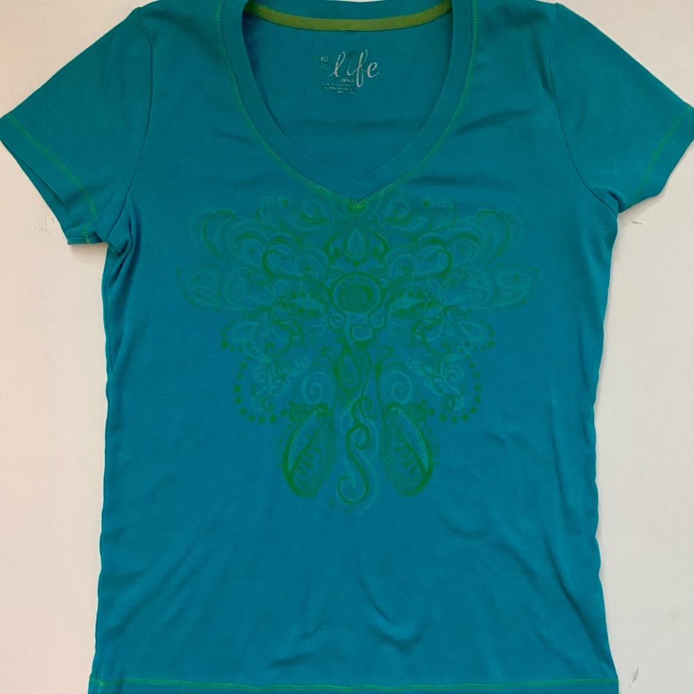 Made for Life Teal and Green V-Neck Tee
